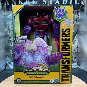 Transformers Cyberverse Adventures Ultimate Class Shockwave 9" Action Figure NIB